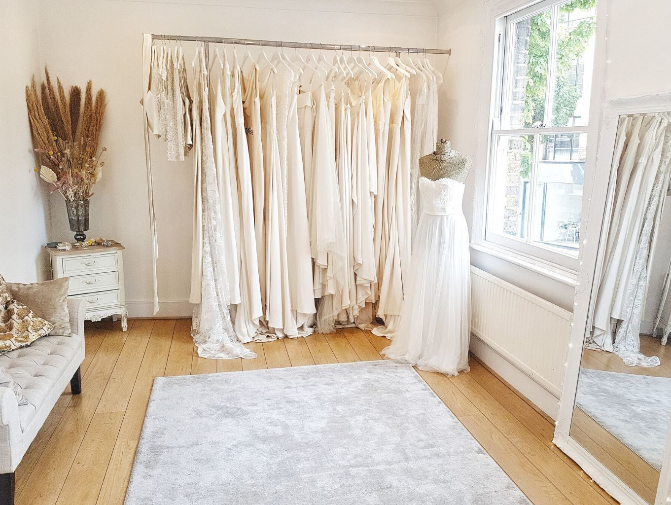 Take the stress out of wedding dress shopping - Sabina Motasem