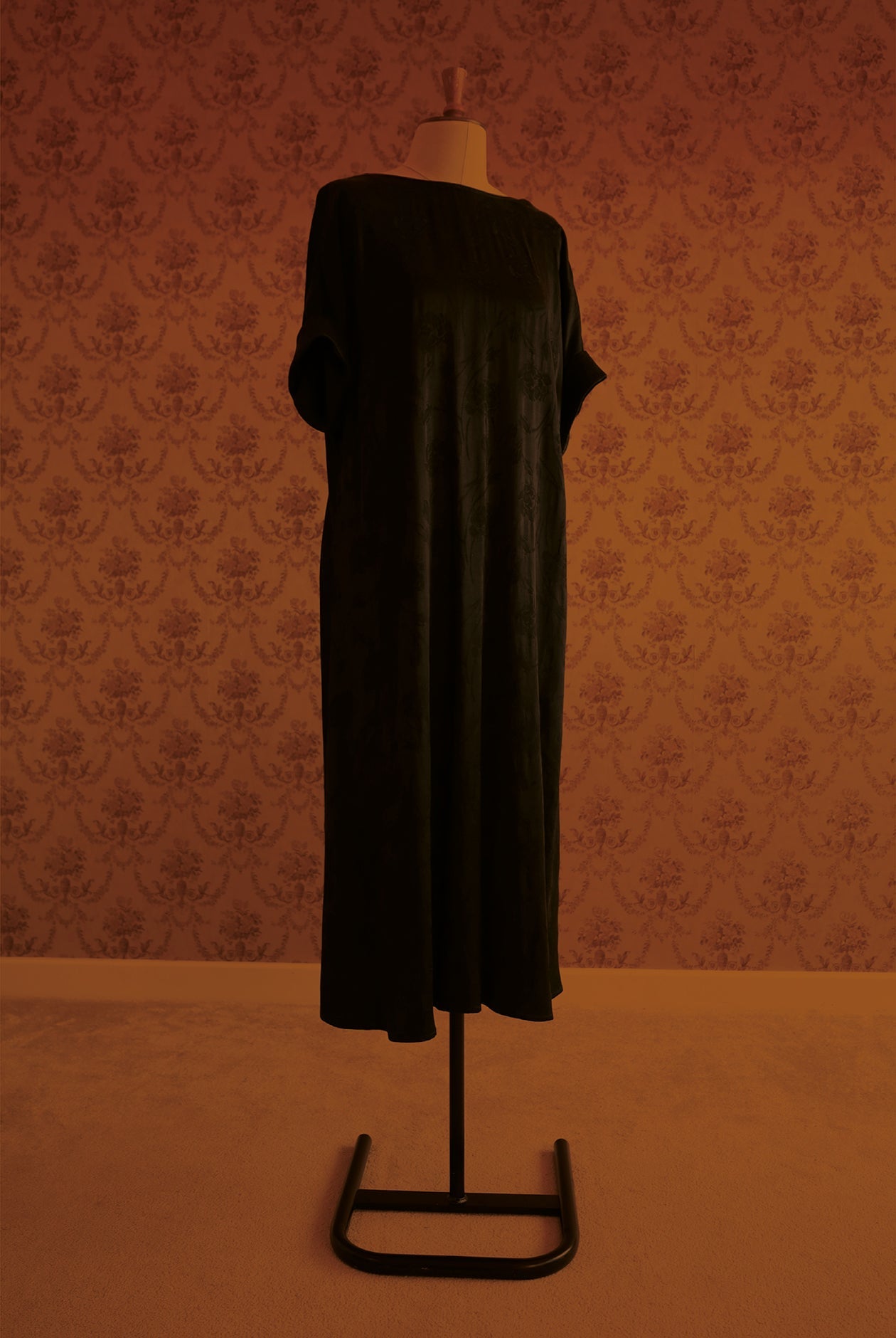 Endless Summer Navy Black - Sabina Motasem