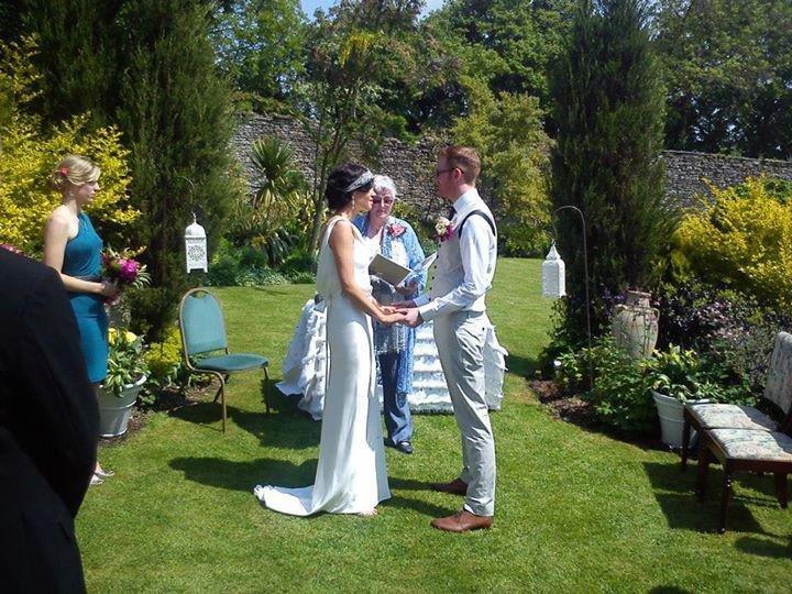 Amy - Sabina Motasem