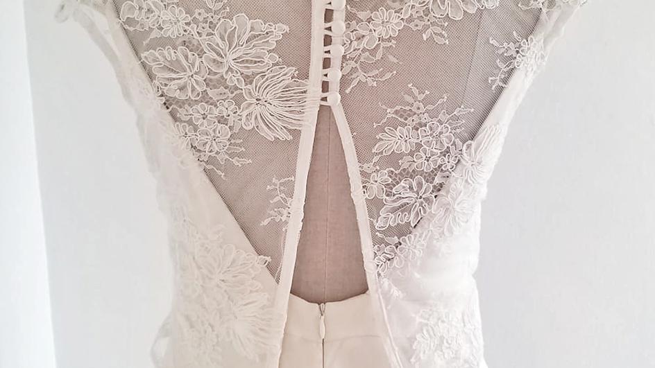 In the Sample Sale: The Margot Topper - Sabina Motasem