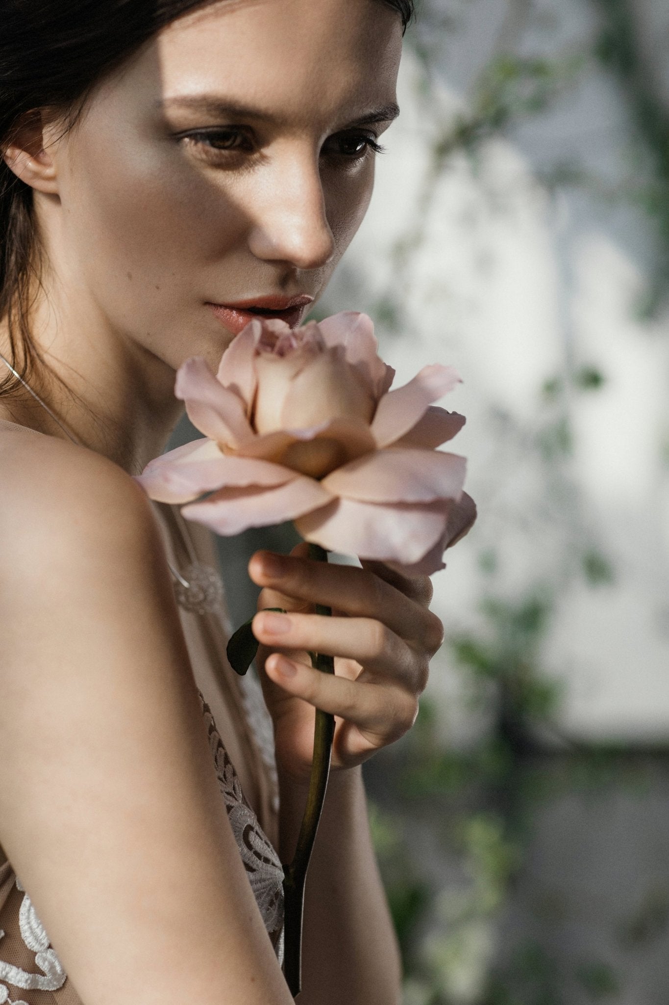 Modern Minimalist Styled Shoot on Bridal Musings - Sabina Motasem