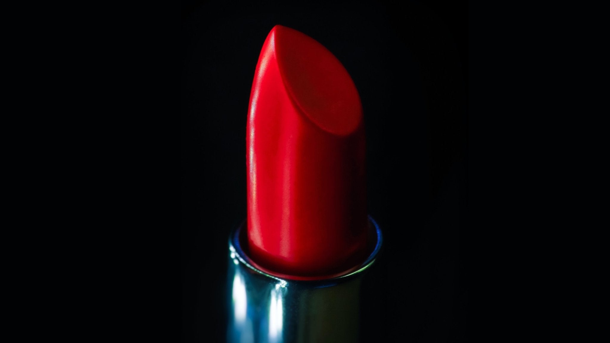 We’ve found a selection of statement red Lipsticks which are vegan friendly - Sabina Motasem