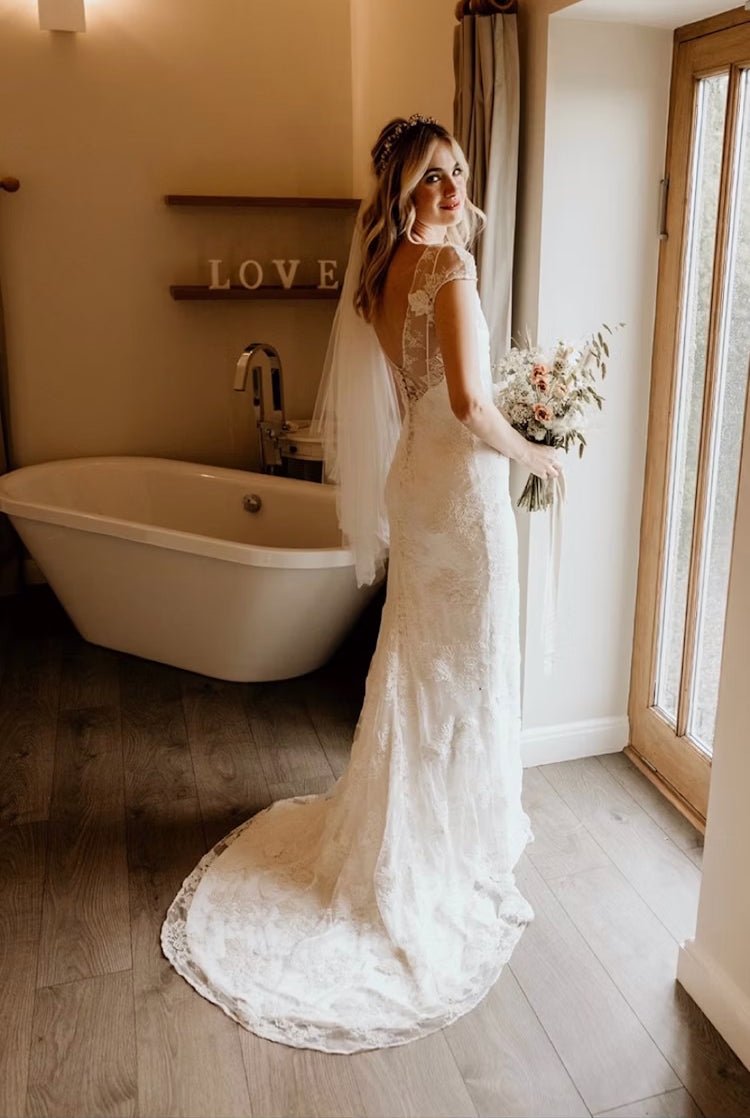 Elinor - Sabina Motasem